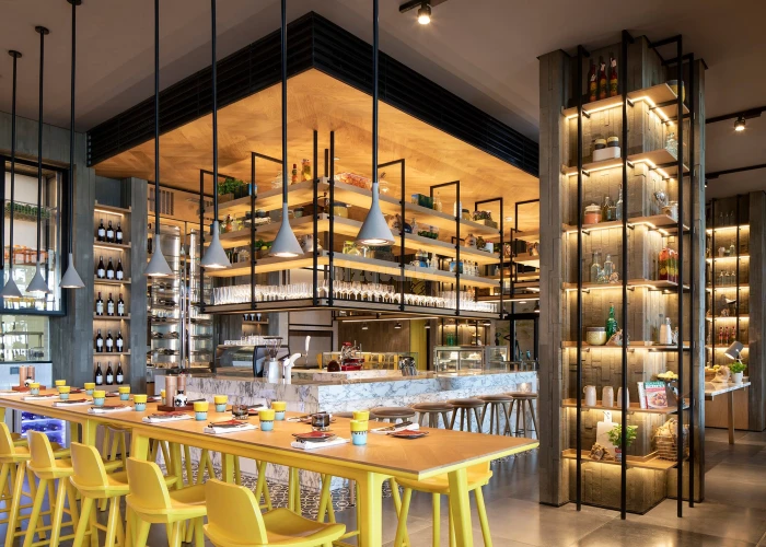 INTERNATIONAL CUISINES RESTAURANT FOR SALE IN OUD METHA - DUBAI!!! BUSINESS FOR SALE!!!