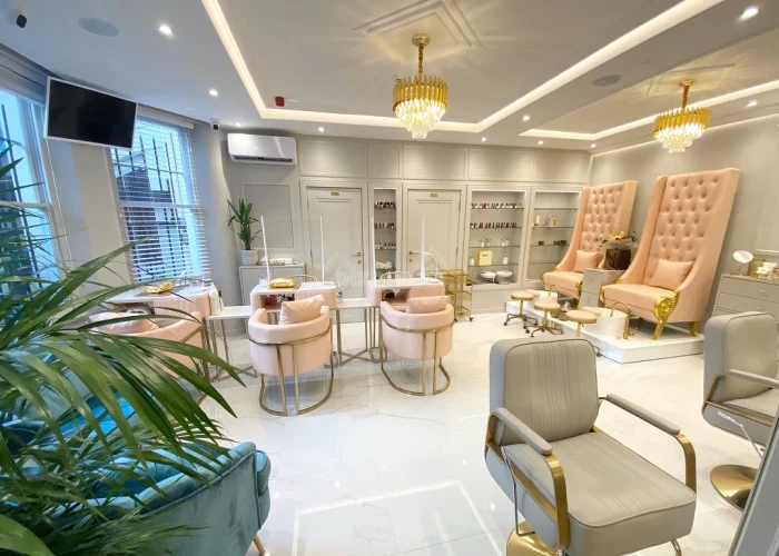 FULLY FURNISHED BEAUTY SALON FOR SALE IN MUWAILEH - SHARJAH!!!! BUSINESS FOR SALE!!!