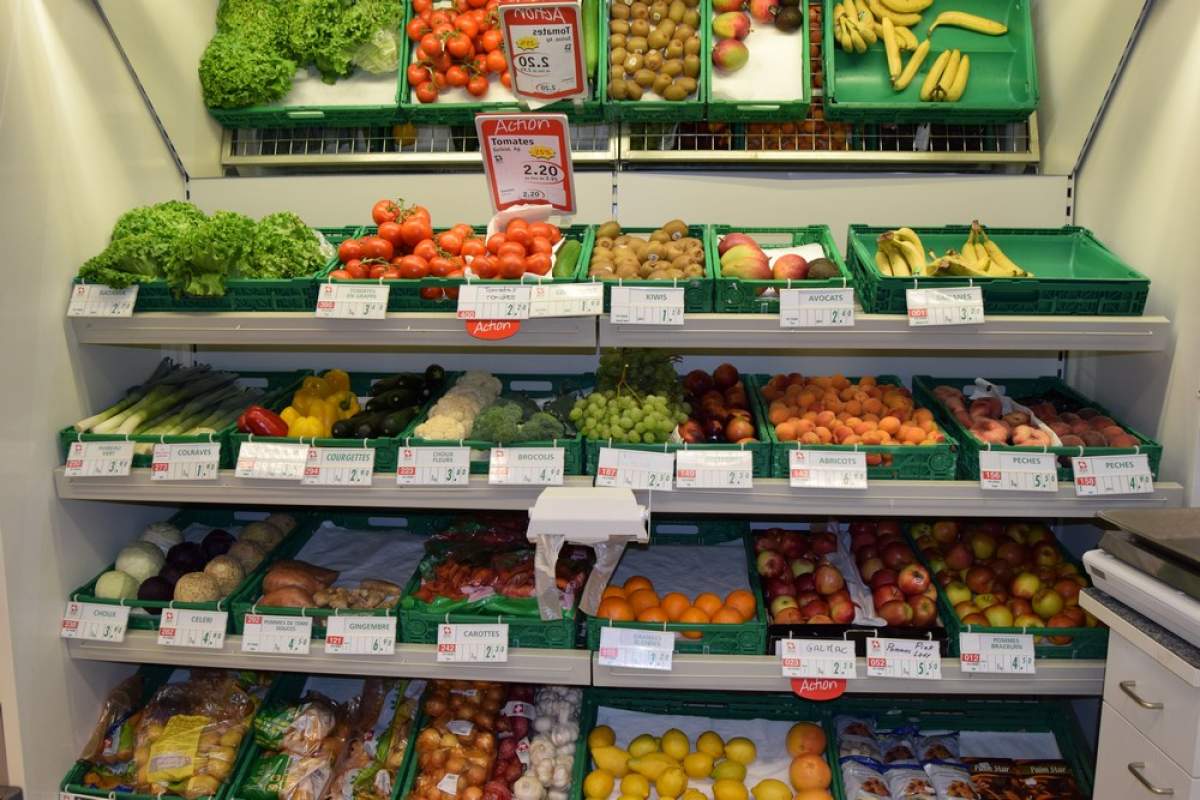 BUSINESS FOR SALE !!! In SATWA - Running SUPERMARKET FOR SALE