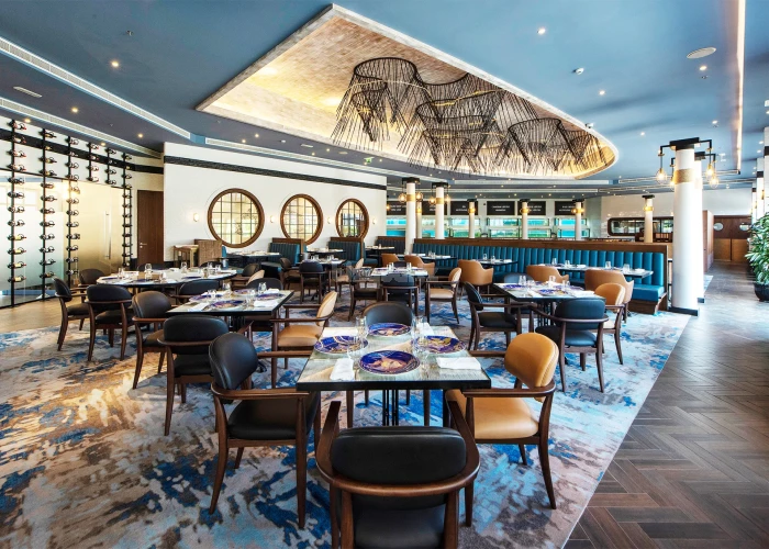 AUTHENTIC SEA FOOD RESTAURANT WITH LOUNGE FOR SALE IN MARINA - DUBAI!!!! BUSINESS FOR SALE!!!!!