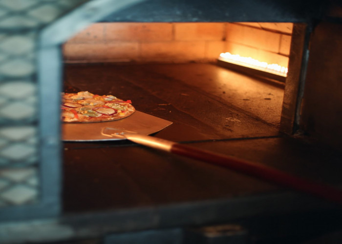 BUSINESS FOR SALE!!! Running Bakery for sale in Business Bay