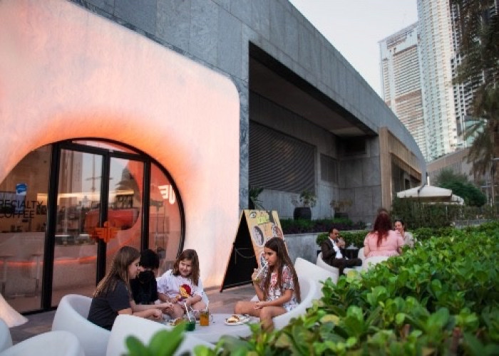 Fantastic opportunity to buy a futuristic cafe in Downtown Dubai