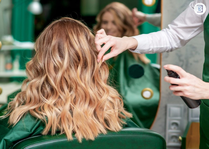 IN 4*HOTEL RIGGA ROAD- LADIES SALON  BUSINESS FOR SALE IN DUBAI