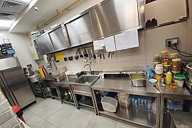 Fully equipped running restaurant for sale