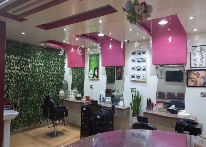 MOST REPUTED LADIES SALON IN RAS AL KHAIMAH FOR SALE