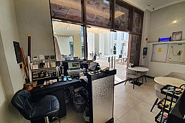 Fully equipped running restaurant for sale