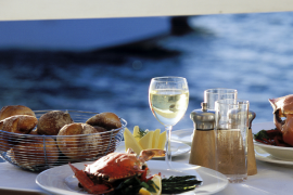 BUSINESS FOR SALE!!! Running restaurant with good turnover for Sale