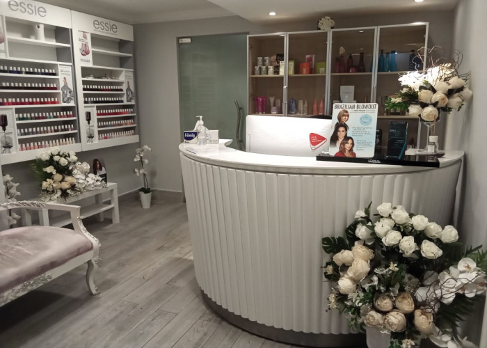 Spa & Salon available for Sale