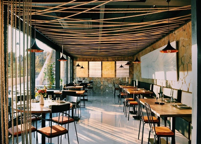 CASUAL DINING RESTAURANT FOR SALE IN AL NAHDA- SHARJAH!!!!BUSINESS FOR SALE!!!!